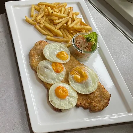 酒店 Altes Rathaus Hotel-restaurant-cafe